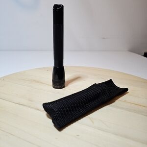 Mini Maglite AA 5.75" Long Black with Belt Sheathe Holder Included Working